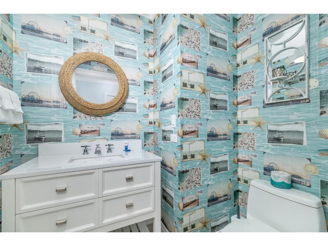 915 Seaside Drive #407 Sarasota FL 34242 A4667661 image8