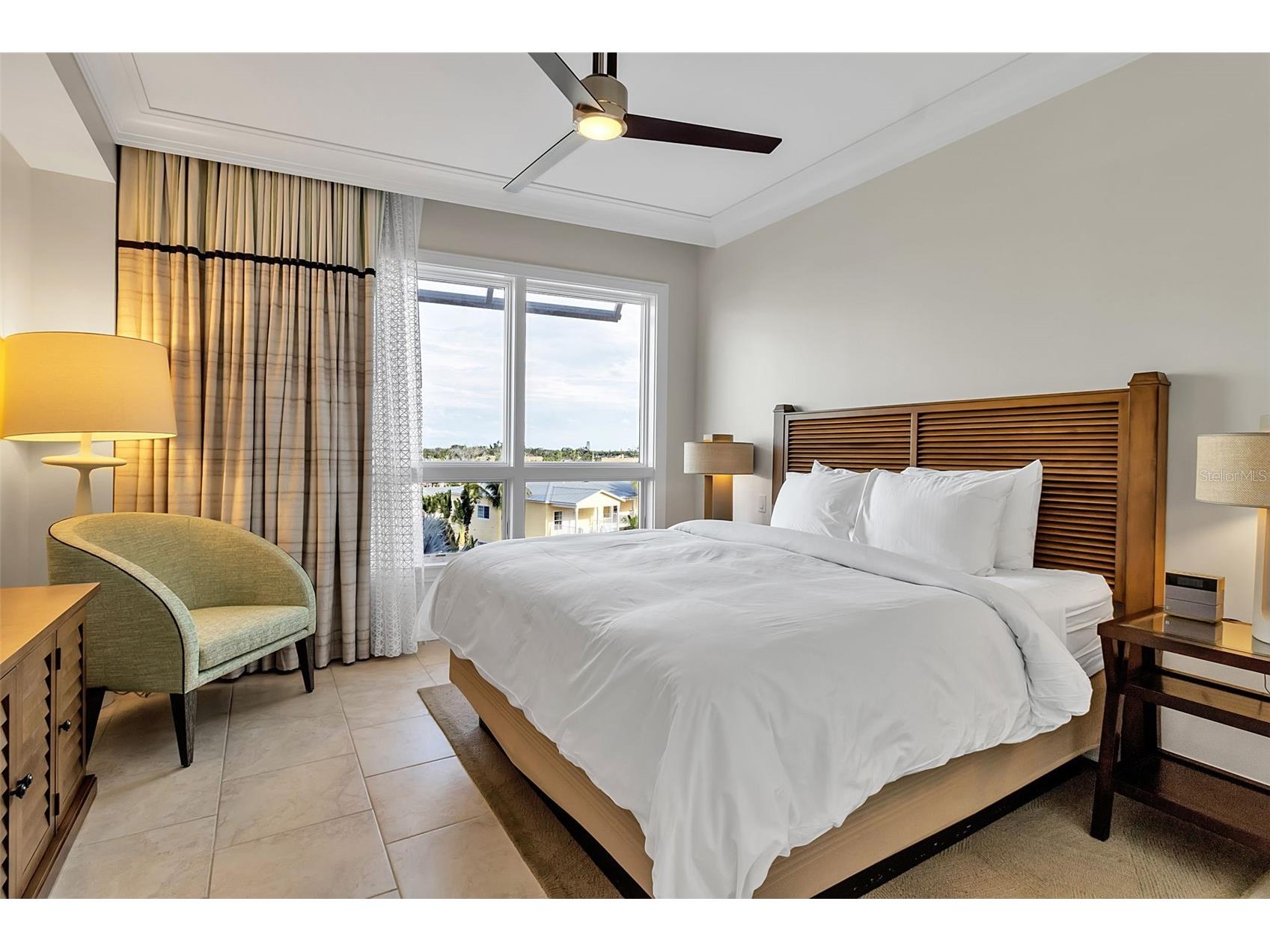 915 Seaside Drive #410 WEEKS 4-7 Sarasota FL 34242 - GULF OF MEXICO A4681727 image16