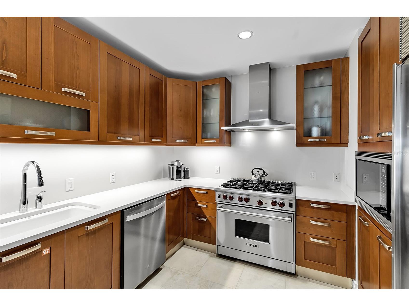 915 Seaside Drive #412 Sarasota FL 34242 - GULF OF MEXICO A4681675 image7