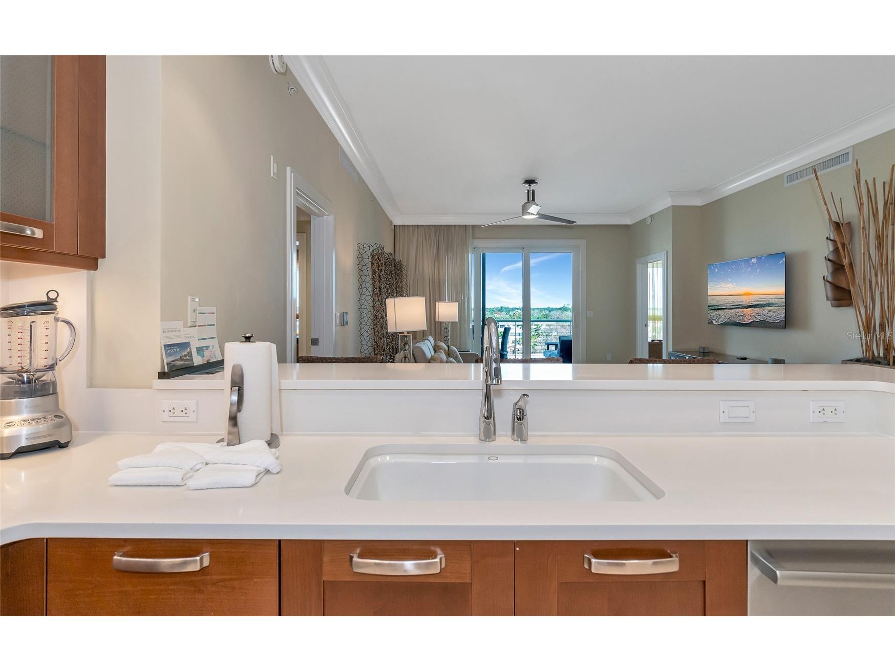 915 Seaside Drive #604 Sarasota FL 34242 - GULF OF MEXICO A4633988 image13