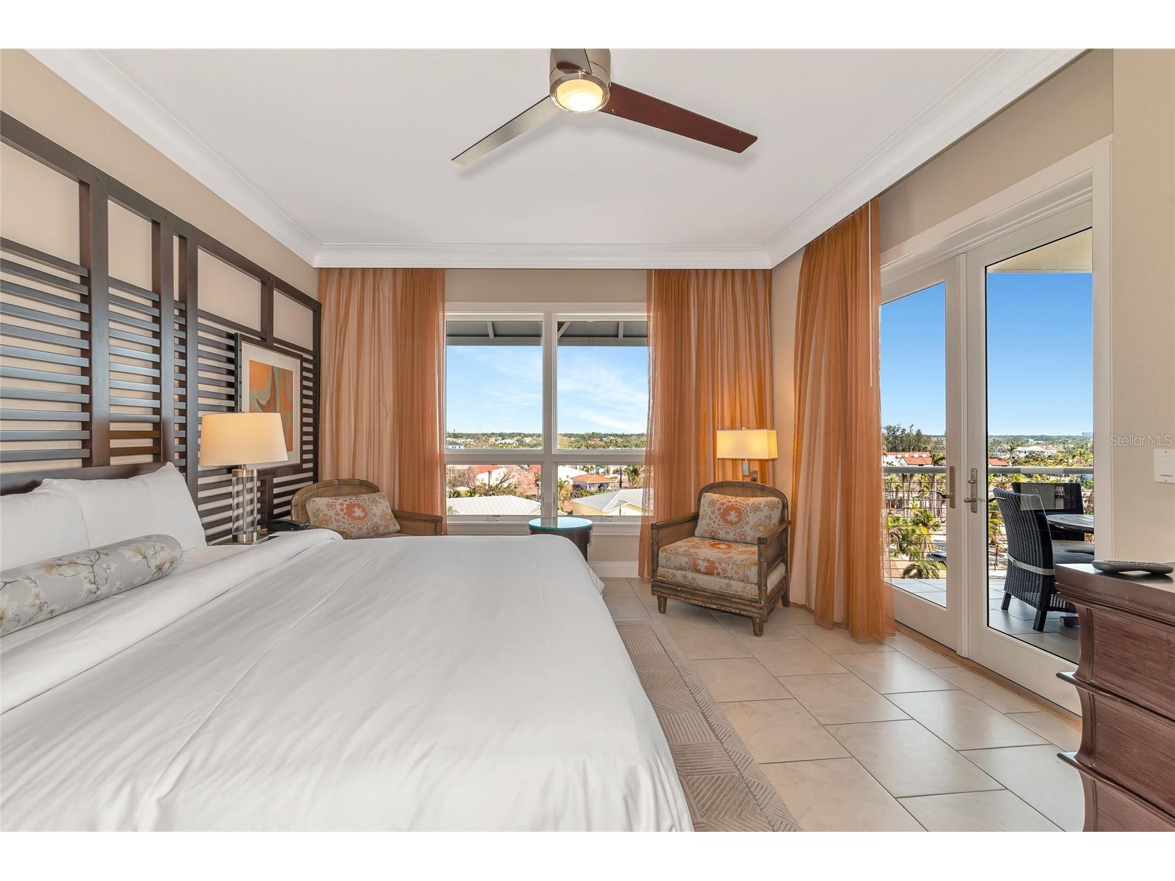 915 Seaside Drive #604 Sarasota FL 34242 - GULF OF MEXICO A4633988 image25