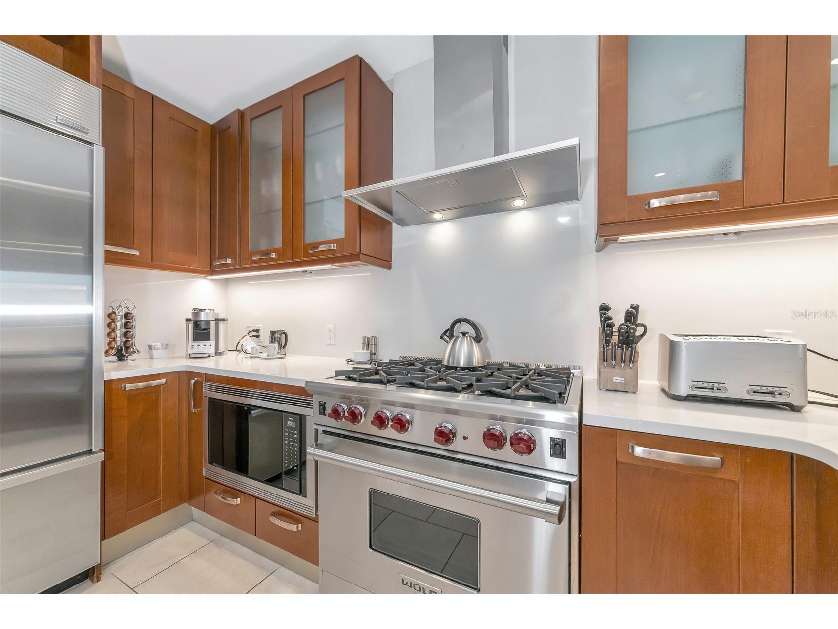 915 Seaside Drive #604 Sarasota FL 34242 - GULF OF MEXICO A4633988 image4