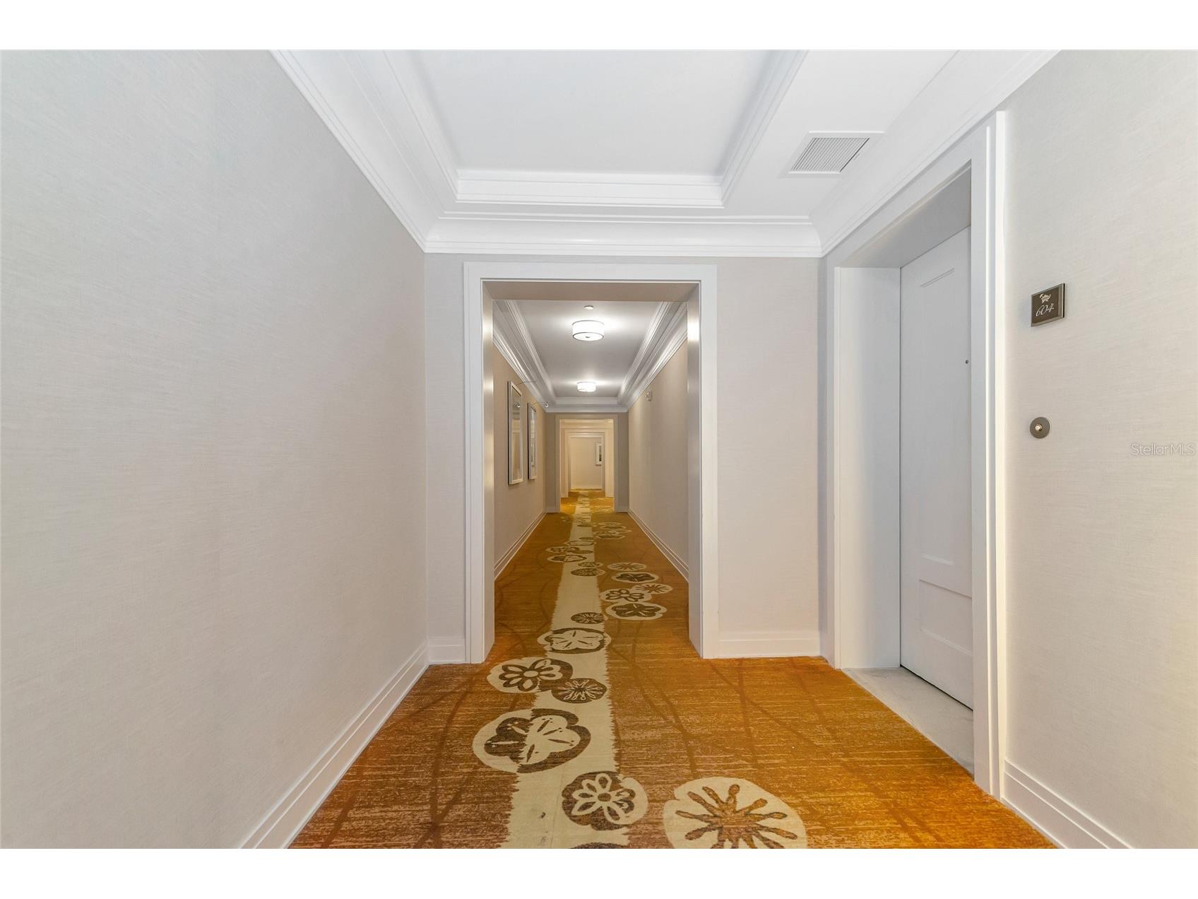 915 Seaside Drive #604 Sarasota FL 34242 - GULF OF MEXICO A4633988 image52