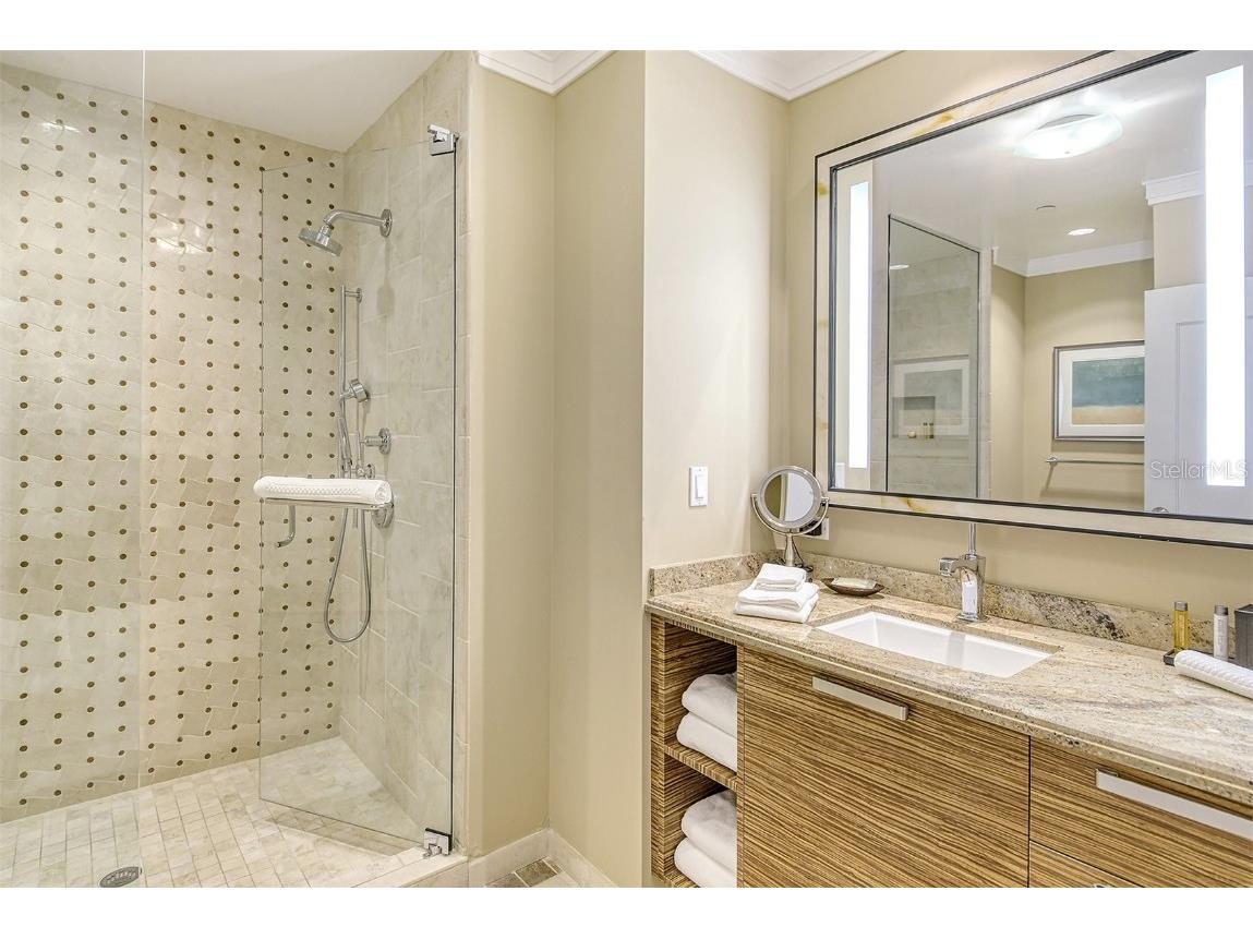 915 Seaside Drive #607 WEEKS 14-15 Sarasota FL 34242 - GULF OF MEXICO A4668669 image30