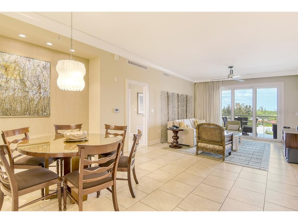 915 Seaside Drive #607 WEEKS 14-15 Sarasota FL 34242 - GULF OF MEXICO A4668669 image5