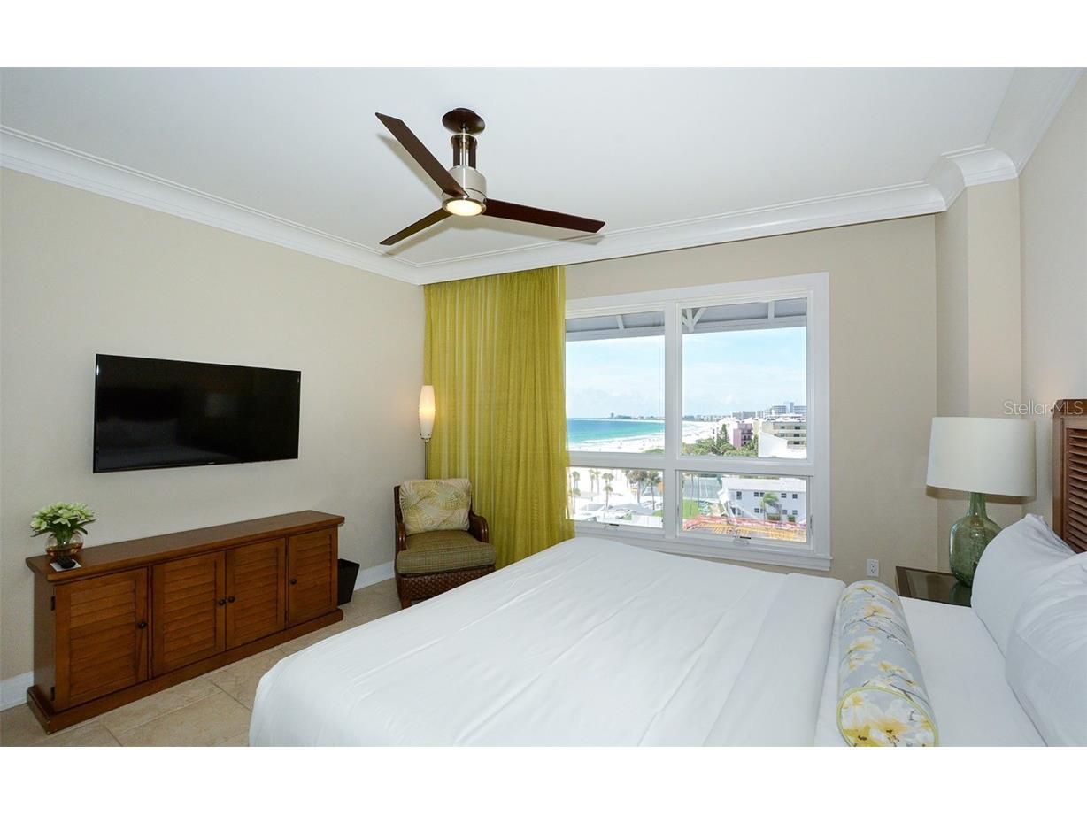 915 Seaside Drive #613 WEEKS 32-33 Sarasota FL 34242 - GULF OF MEXICO A4645738 image18