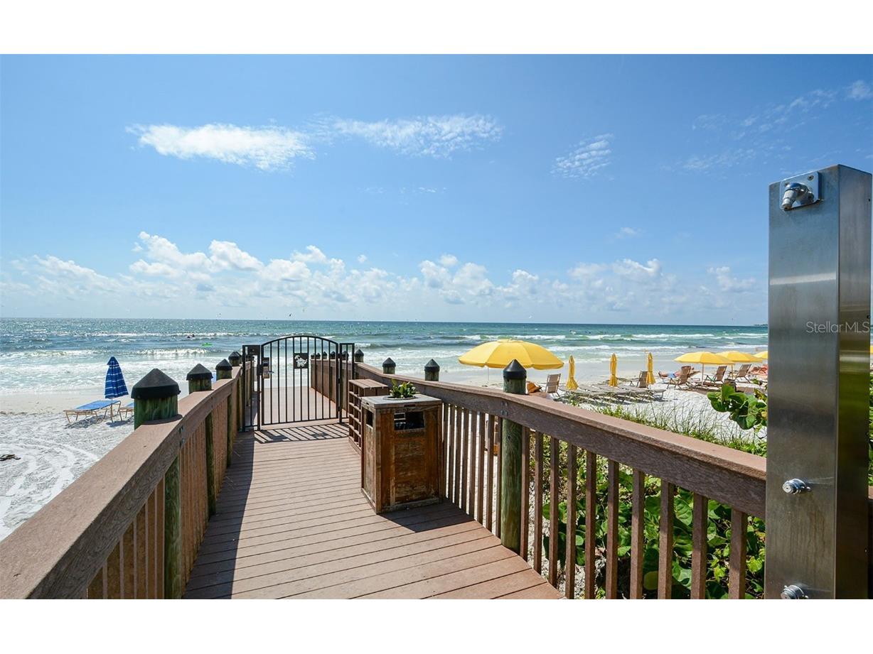915 Seaside Drive #613 WEEKS 32-33 Sarasota FL 34242 - GULF OF MEXICO A4645738 image30