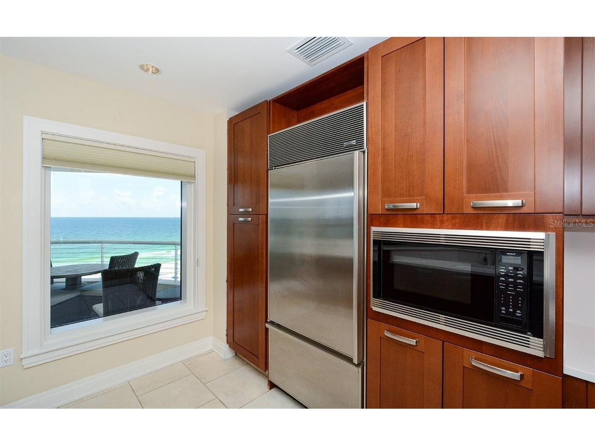 915 Seaside Drive #613 WEEKS 32-33 Sarasota FL 34242 - GULF OF MEXICO A4645738 image9