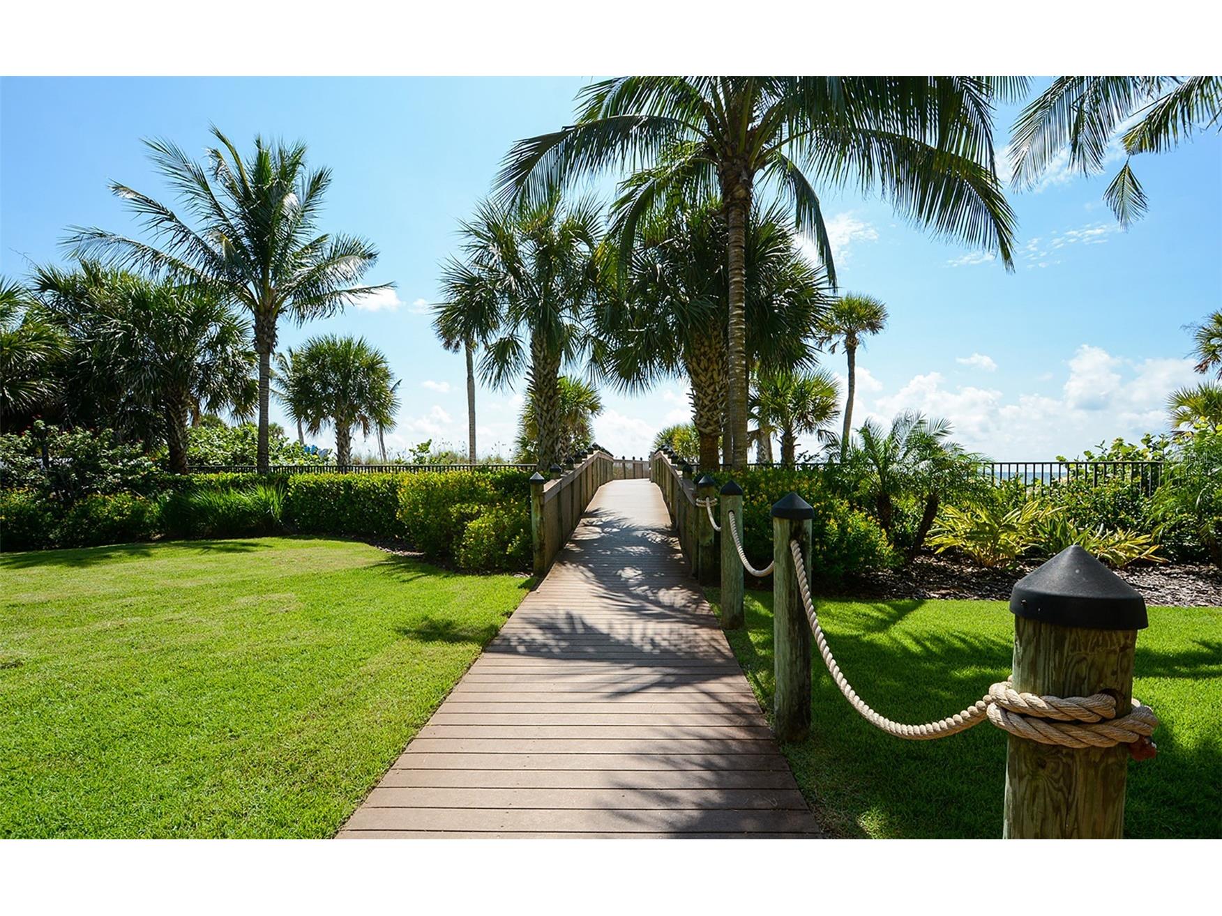 915 Seaside Drive #613 WEEKS 32-33 Sarasota FL 34242 - GULF OF MEXICO A4700052 image29