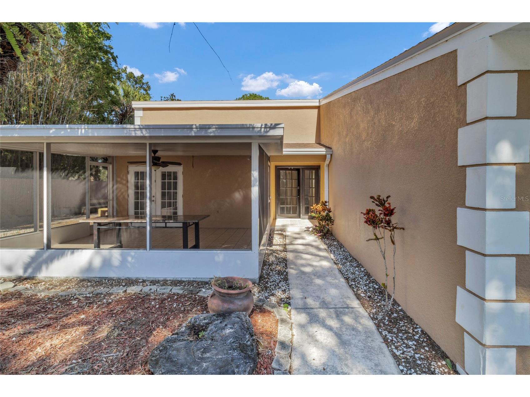 915 Seminole Boulevard Tarpon Springs FL 34689 TB8461709 image2