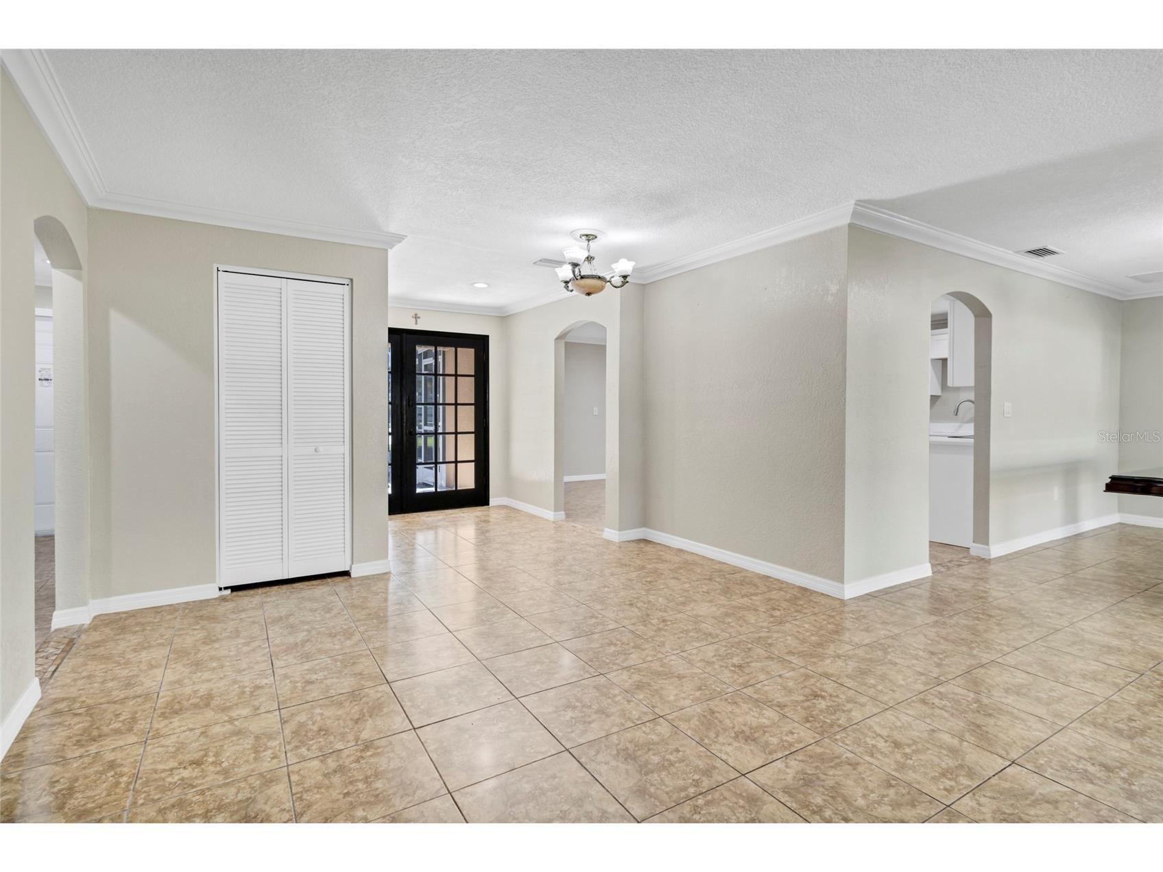 915 Seminole Boulevard Tarpon Springs FL 34689 TB8461709 image5
