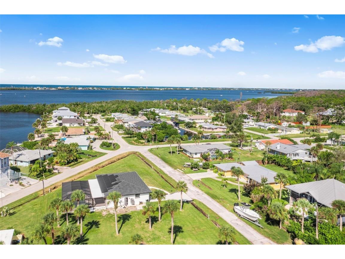 915 Suncrest Lane Englewood FL 34223 - LEMON BAY A4664610 image8