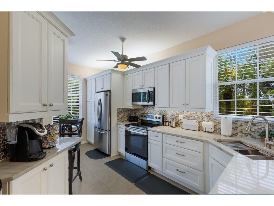 915 SW Barclay Court Venice FL 34293 A4654482 image7