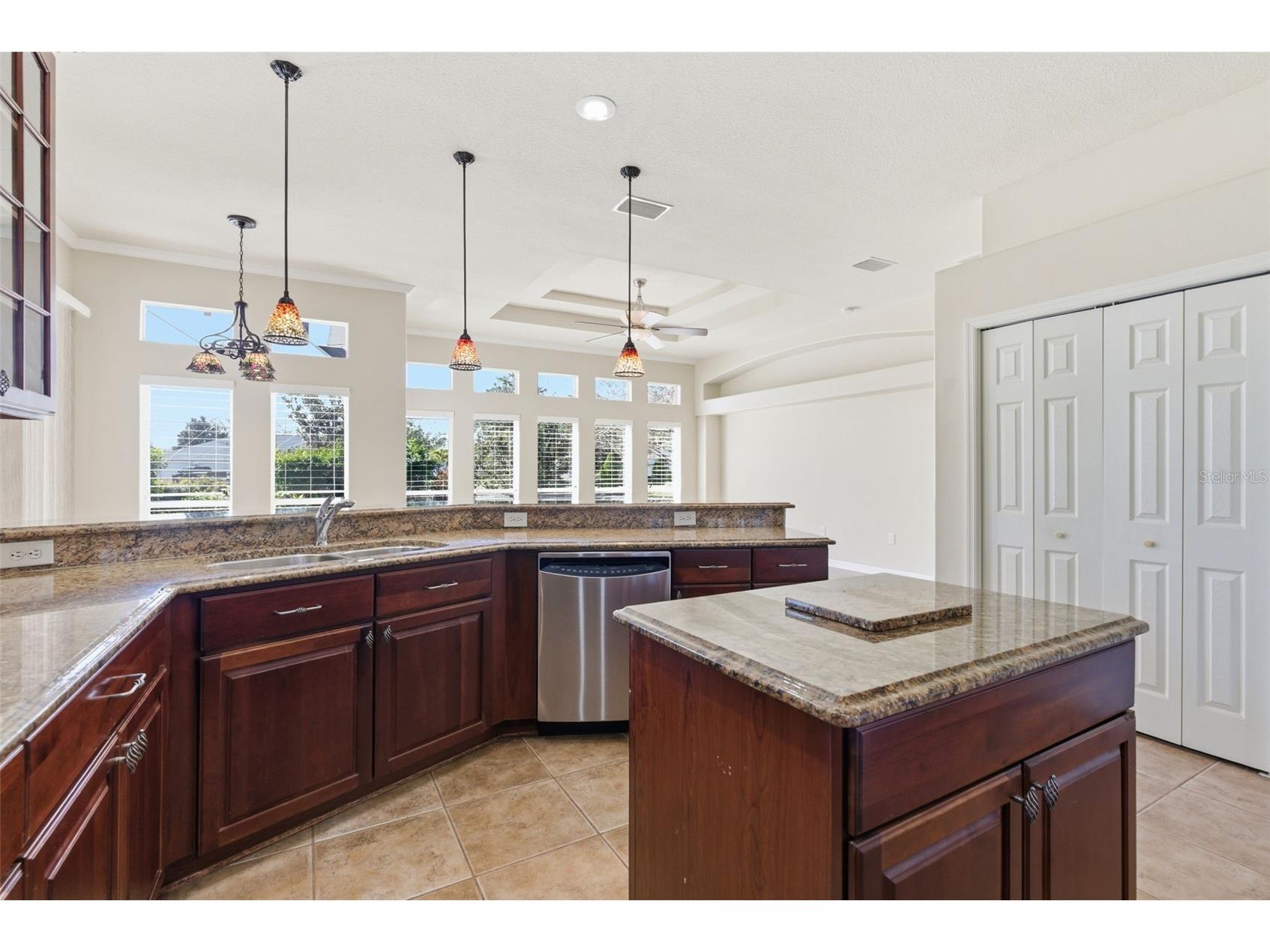 915 Vista Verde Lane Ruskin FL 33573 TB8473475 image10