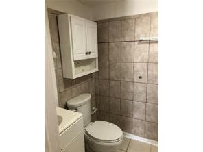915 W Oak Ridge Road #B Orlando FL 32809 O6394462 image7