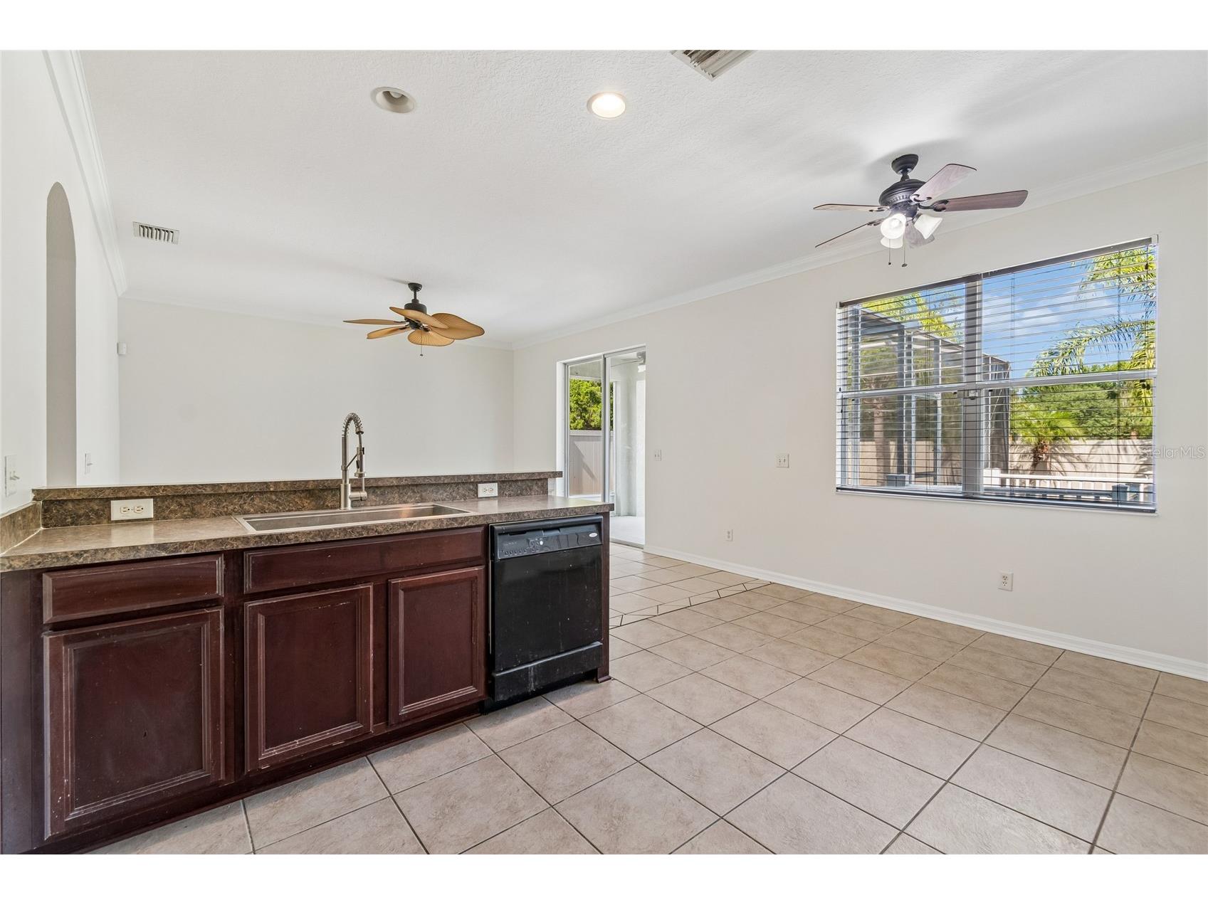 915 Windton Oak Drive Ruskin FL 33570 TB8525698 image10