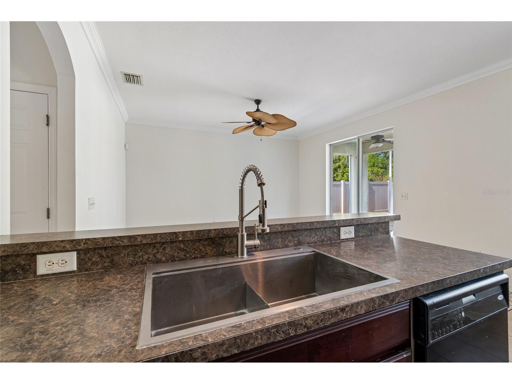 915 Windton Oak Drive Ruskin FL 33570 TB8525698 image13