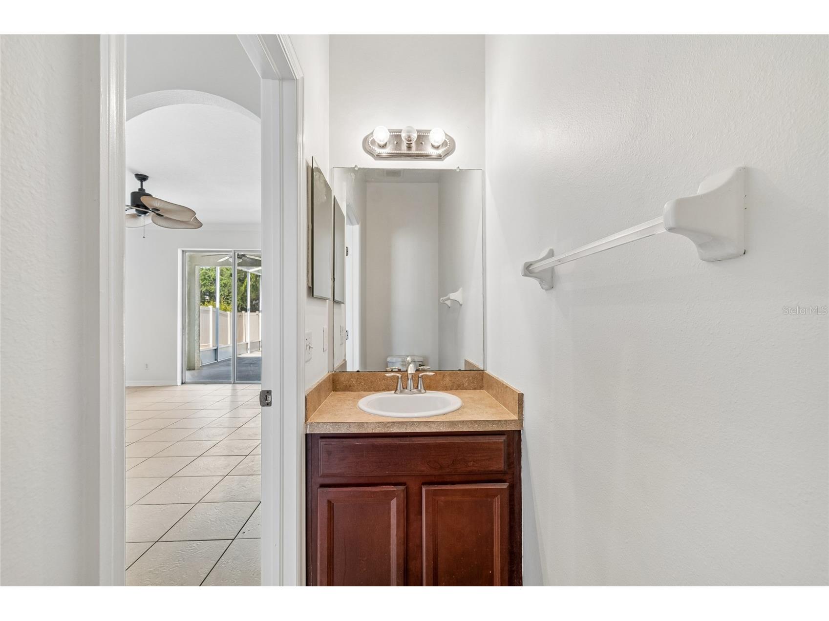 915 Windton Oak Drive Ruskin FL 33570 TB8525698 image20