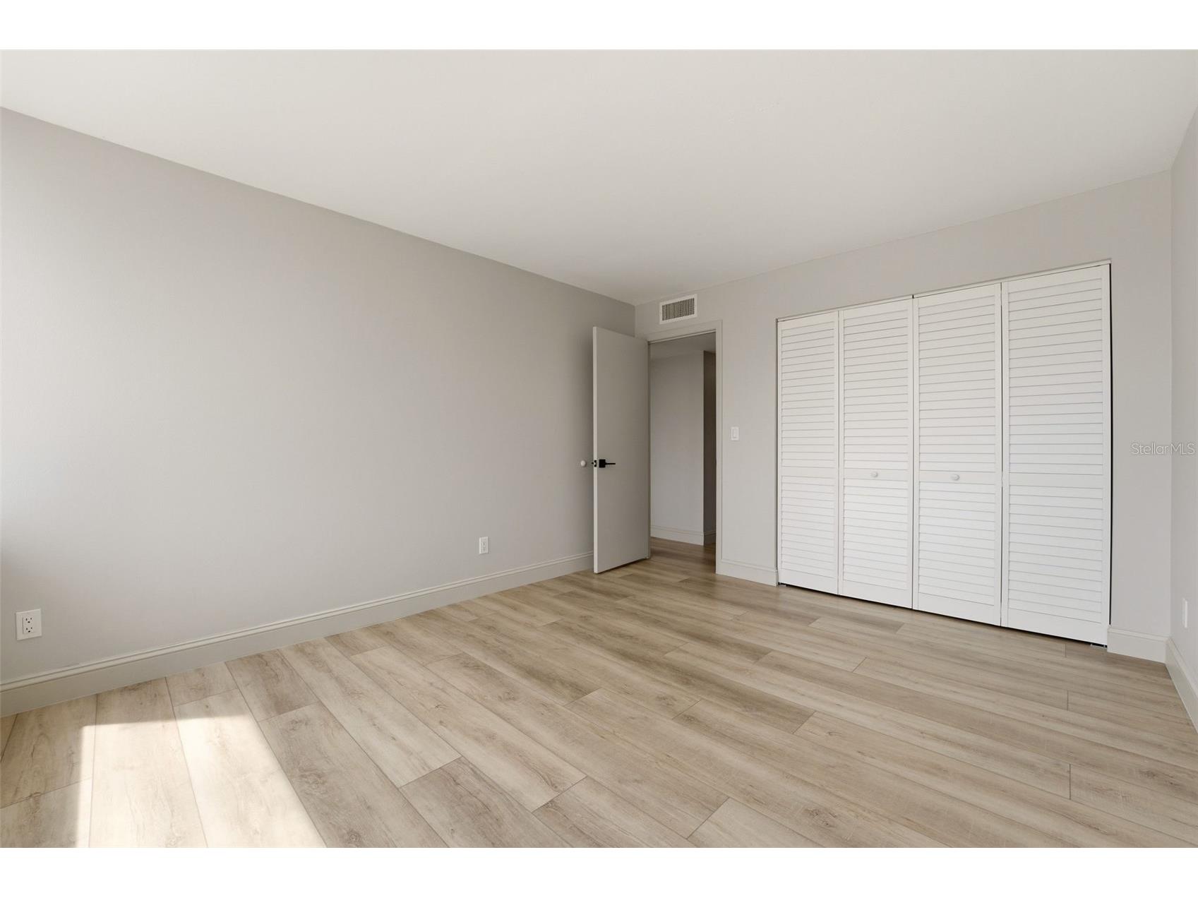 9150 Blind Pass Road #206 Sarasota FL 34242 C7526359 image21