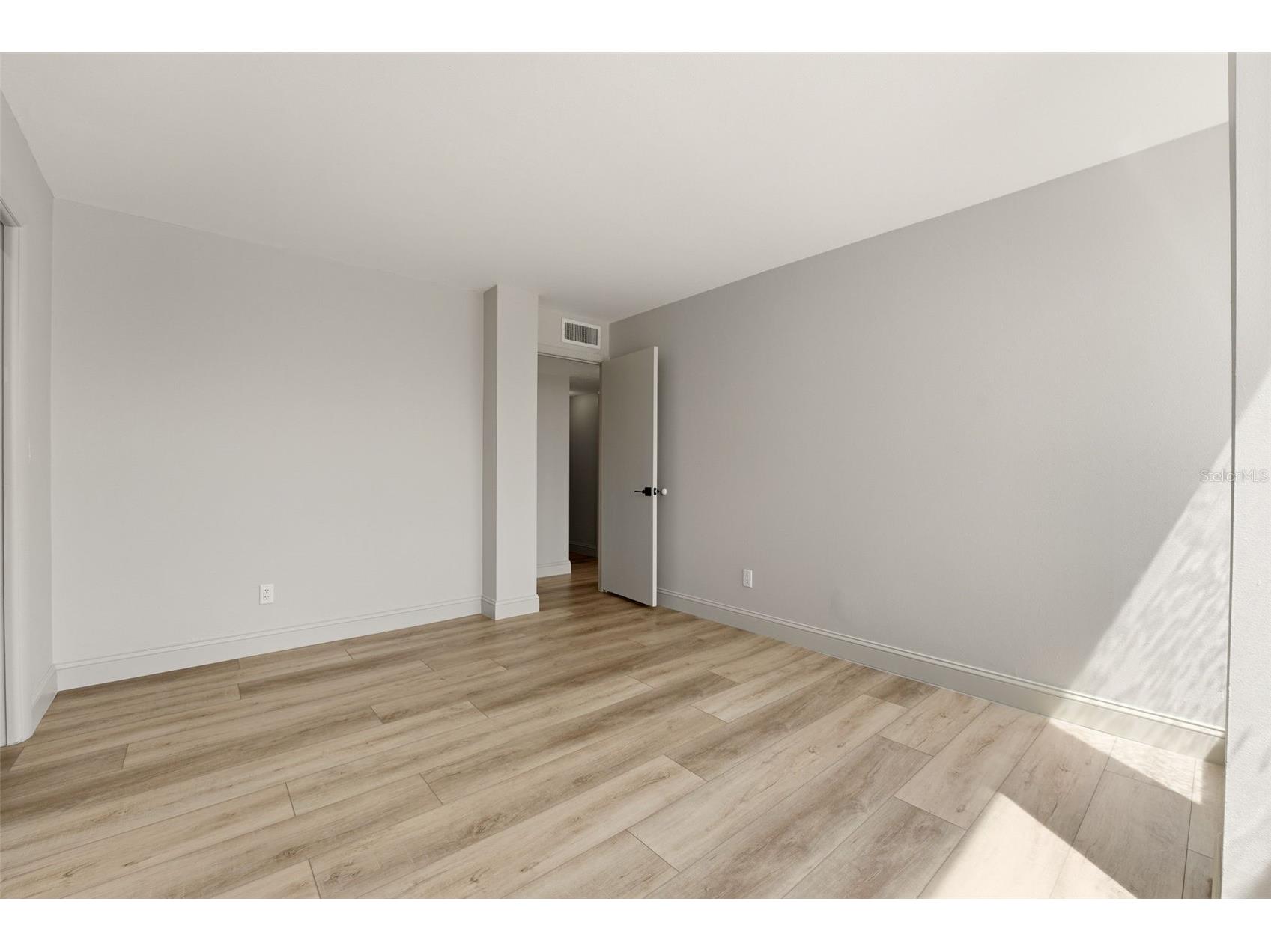 9150 Blind Pass Road #206 Sarasota FL 34242 C7526359 image25