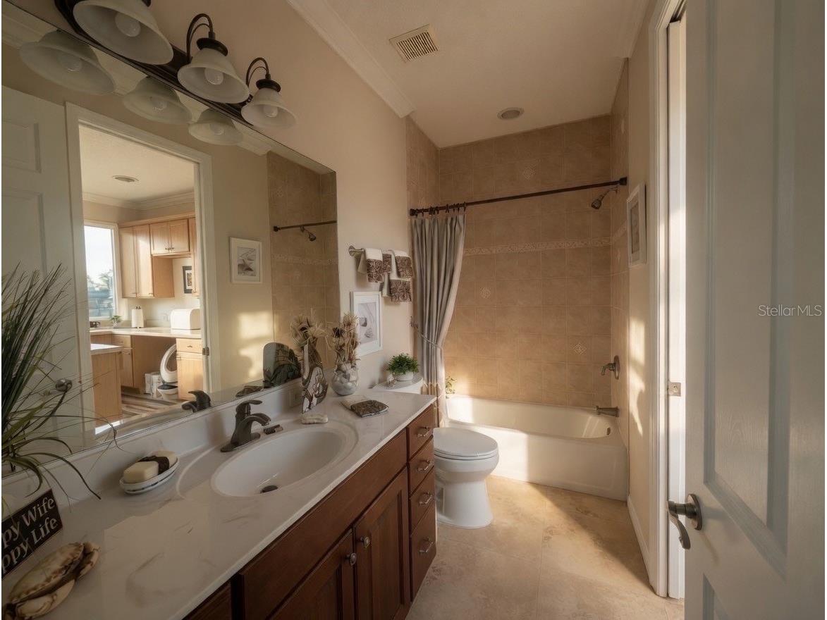 9150 Deer Court Venice FL 34293 - LAKE GERALDINE LAKE 2 R4911205 image37