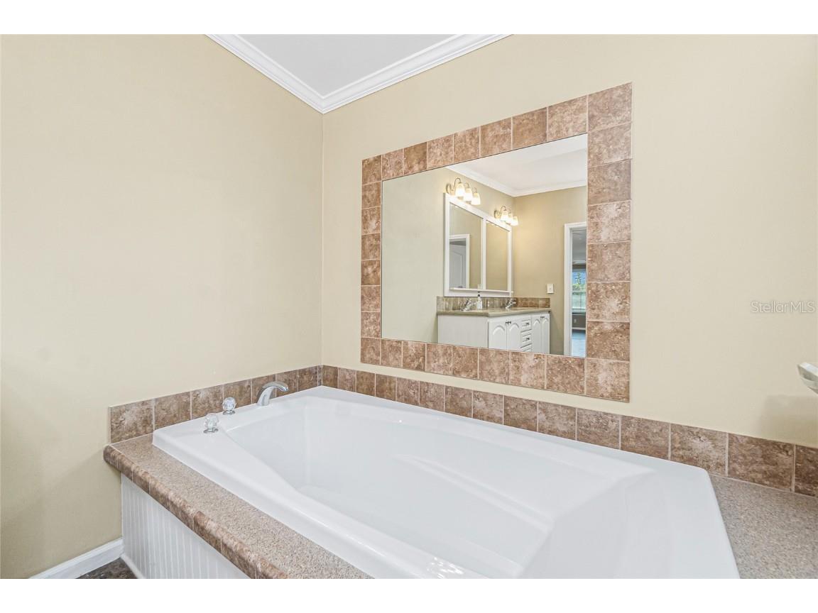 9150 Pine Cove Drive Englewood FL 34224 - LEMON BAY GULF OF AMERICA D6143011 image27