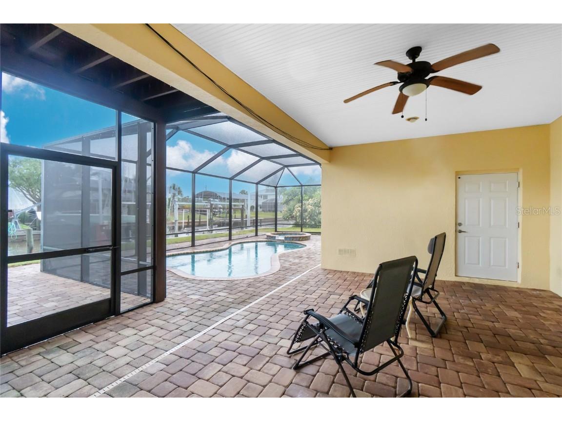 9150 Pine Cove Drive Englewood FL 34224 - LEMON BAY GULF OF AMERICA D6143011 image30