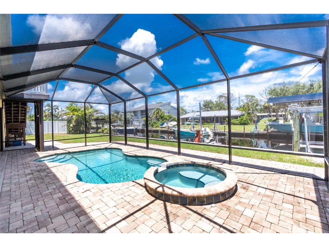 9150 Pine Cove Drive Englewood FL 34224 - LEMON BAY GULF OF AMERICA D6143011 image48