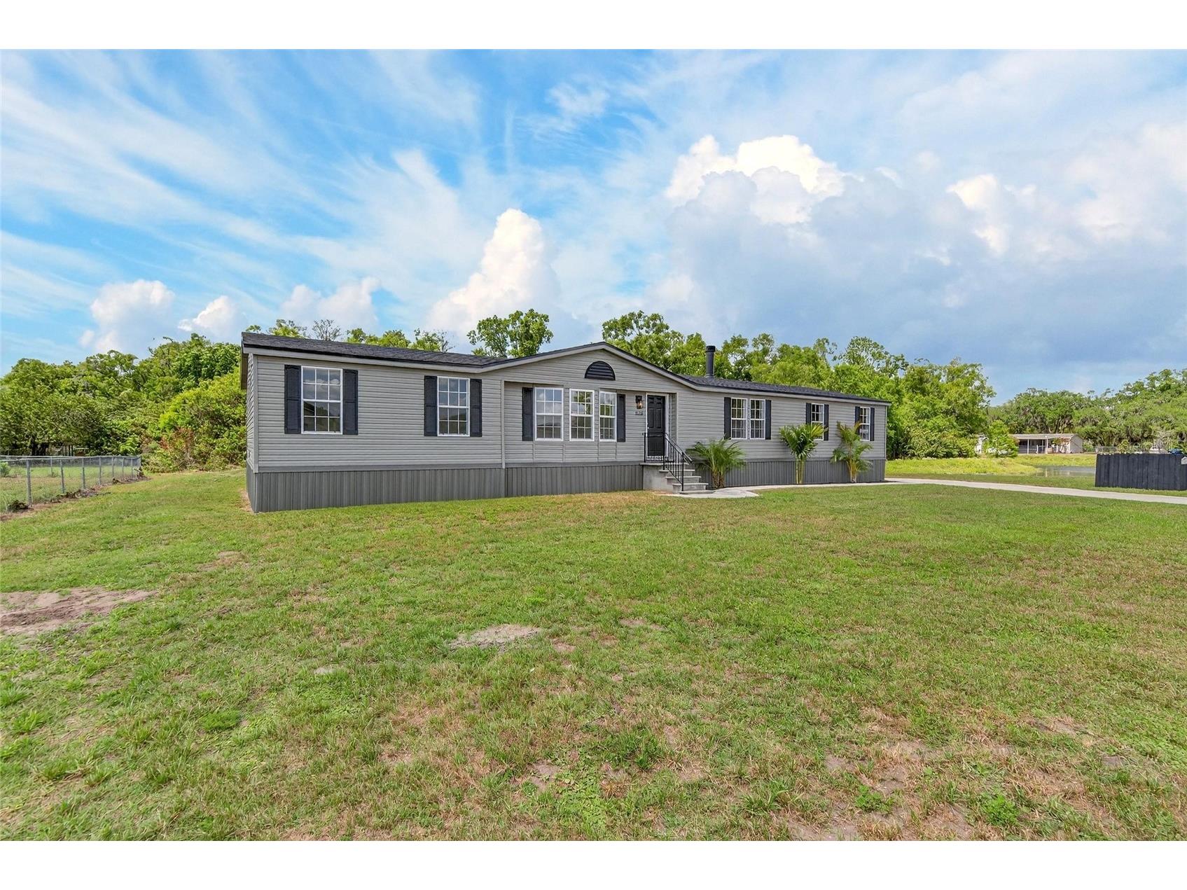 9150 Wood Terrace Drive Tampa FL 33637 TB8495694 image3