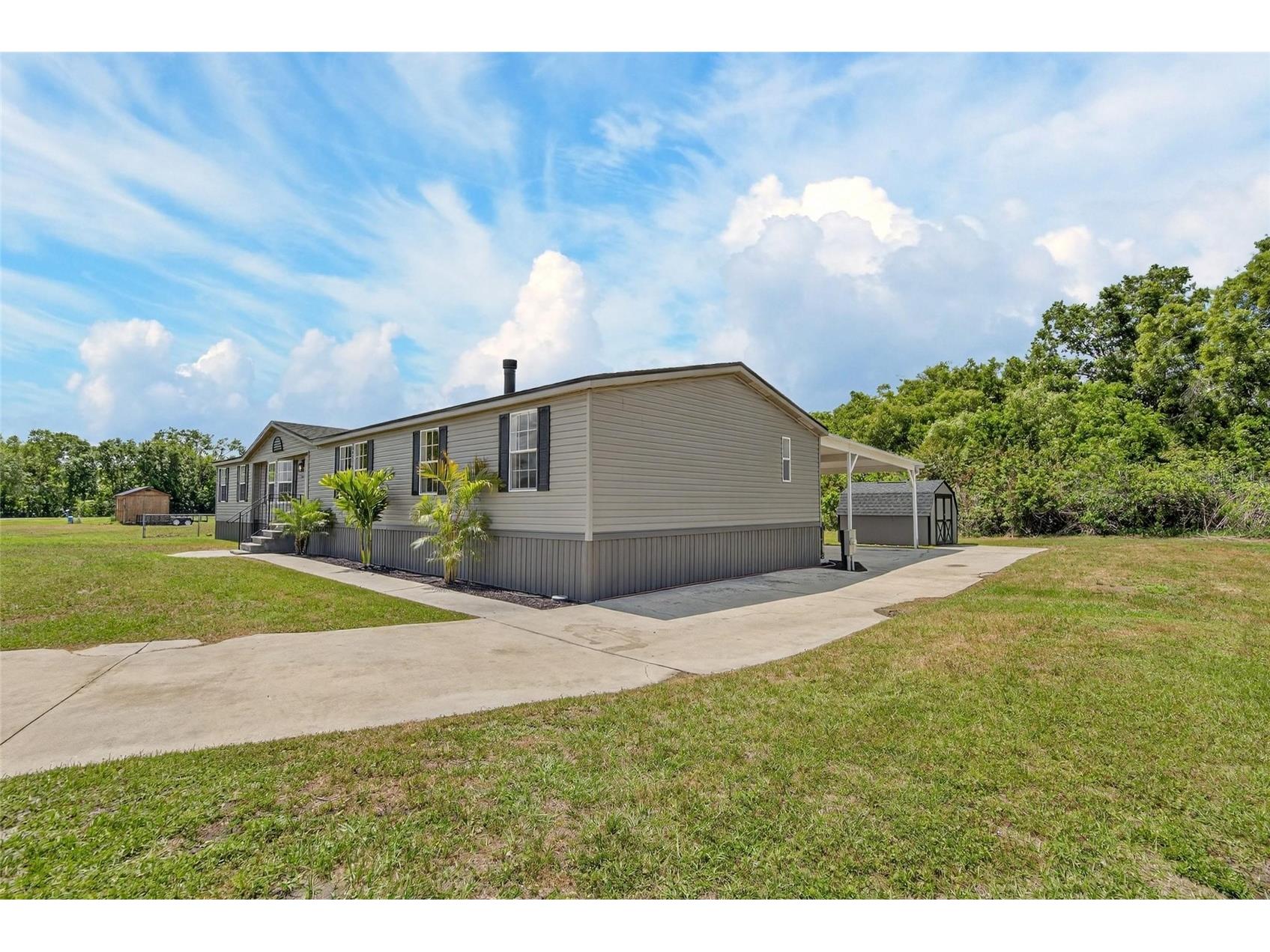 9150 Wood Terrace Drive Tampa FL 33637 TB8495694 image4