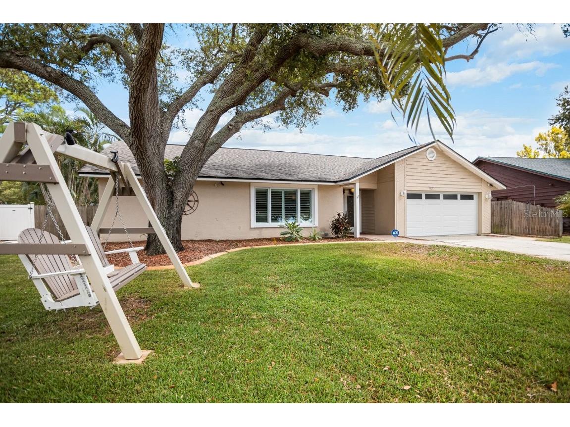 9151 136th Way Seminole FL 33776 U8215282 image1