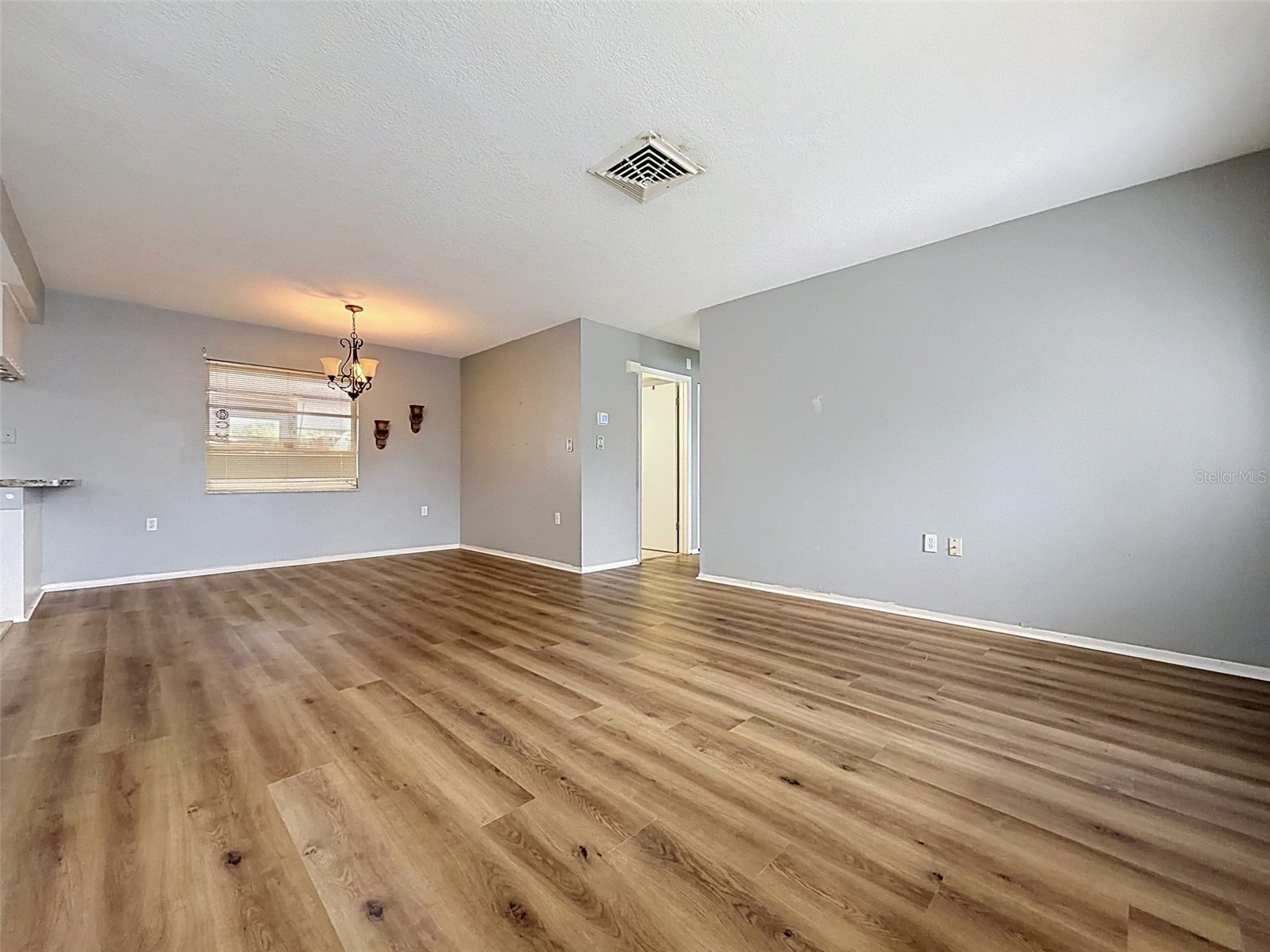 9151 Barrington Lane Port Richey FL 34668 W7887090 image5