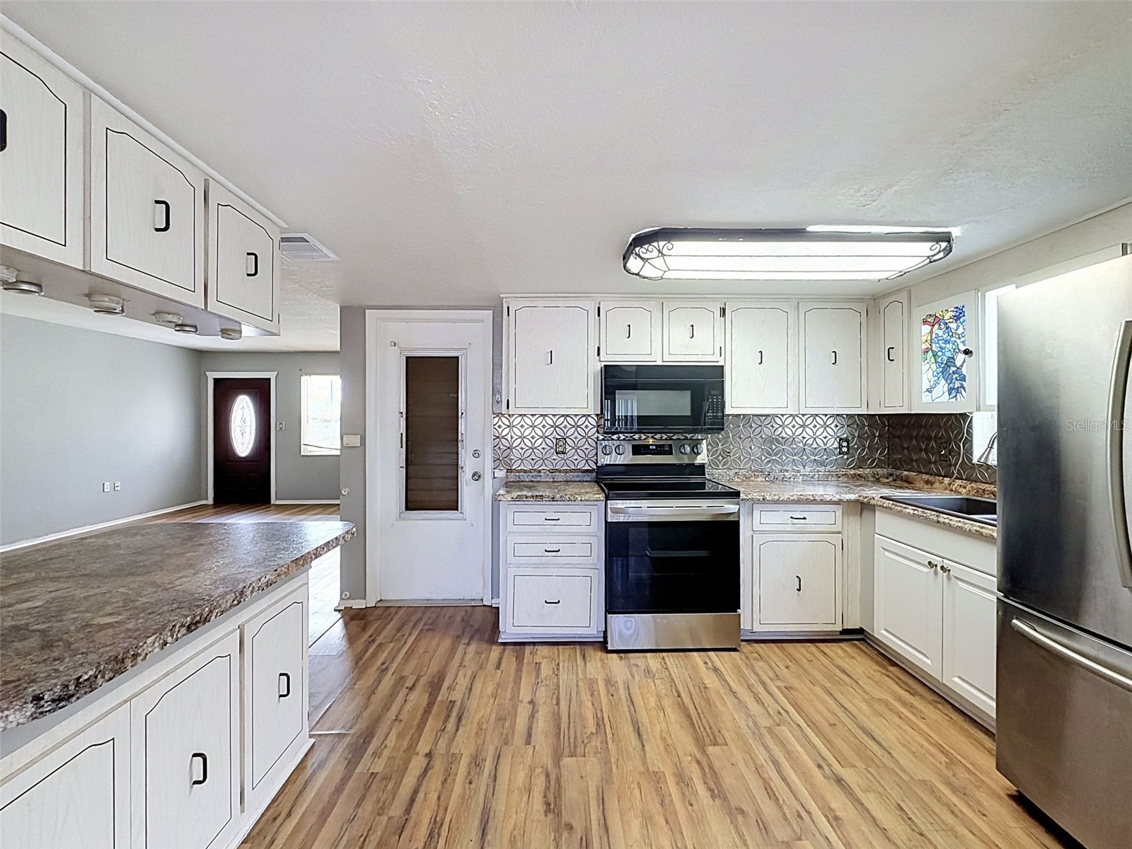 9151 Barrington Lane Port Richey FL 34668 W7887090 image6