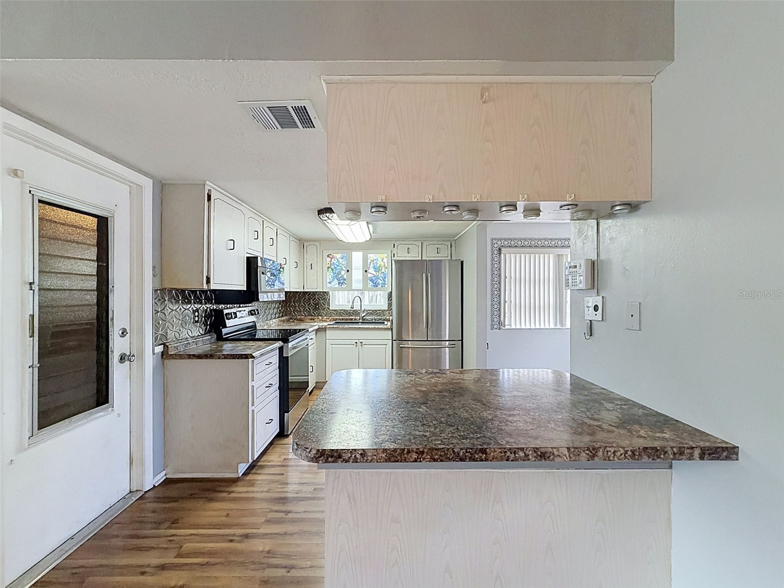 9151 Barrington Lane Port Richey FL 34668 W7887090 image8