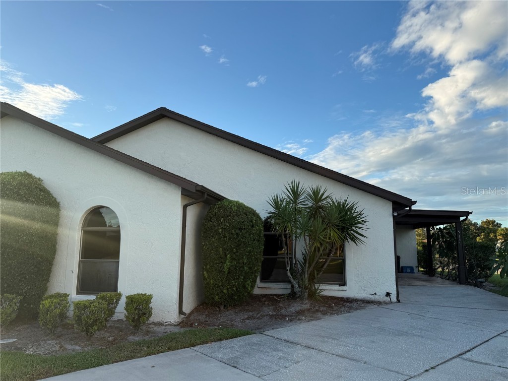 9151 Lingrove Road Weeki Wachee FL 34613 TB8433217 image1