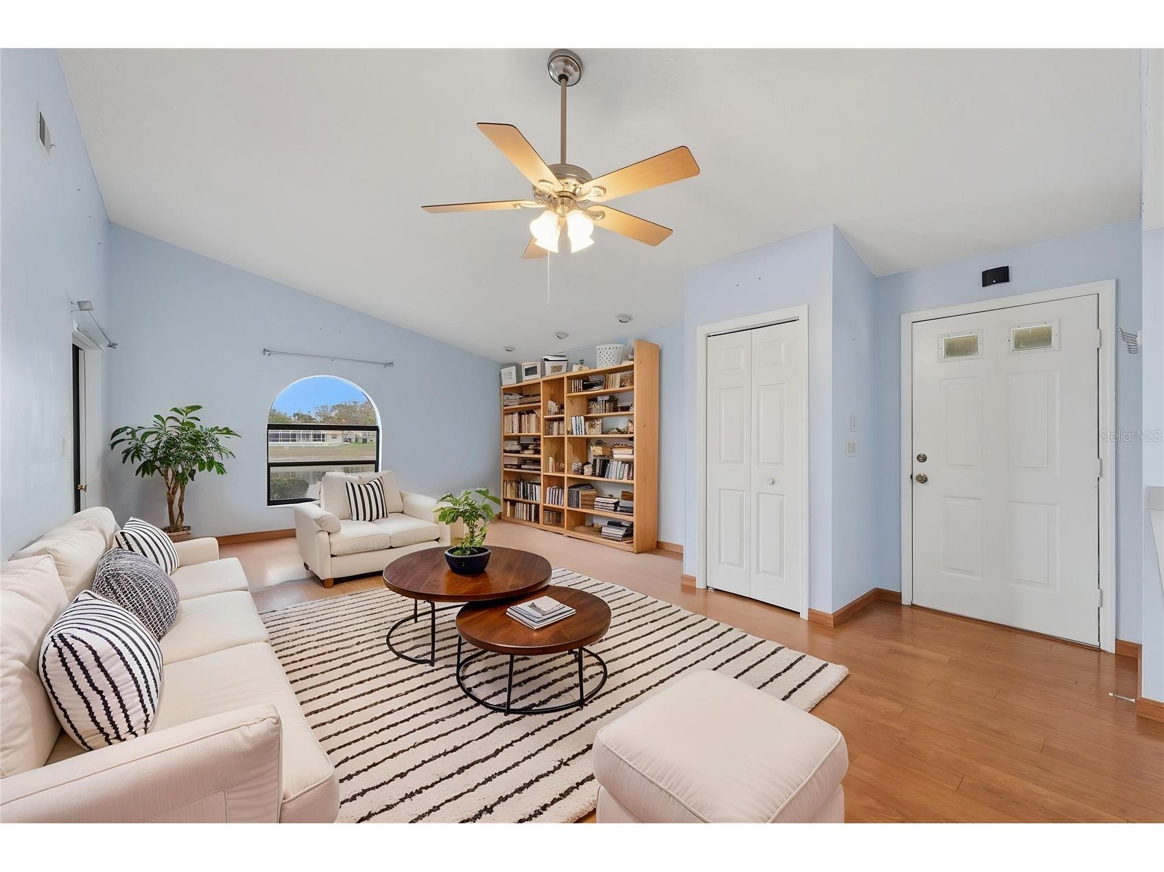 9151 Lingrove Road Weeki Wachee FL 34613 W7884220 image4