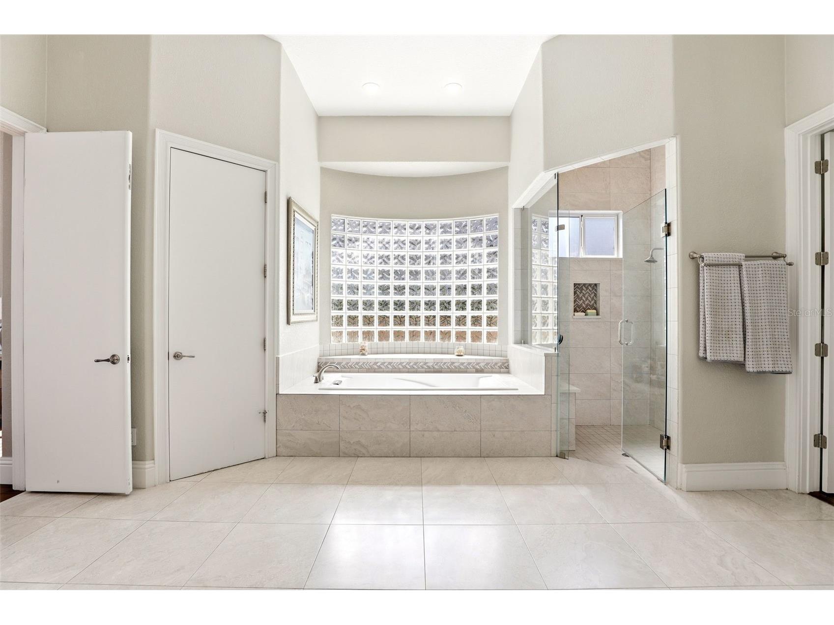 9151 Point Cypress Drive Orlando FL 32836 O6398328 image24