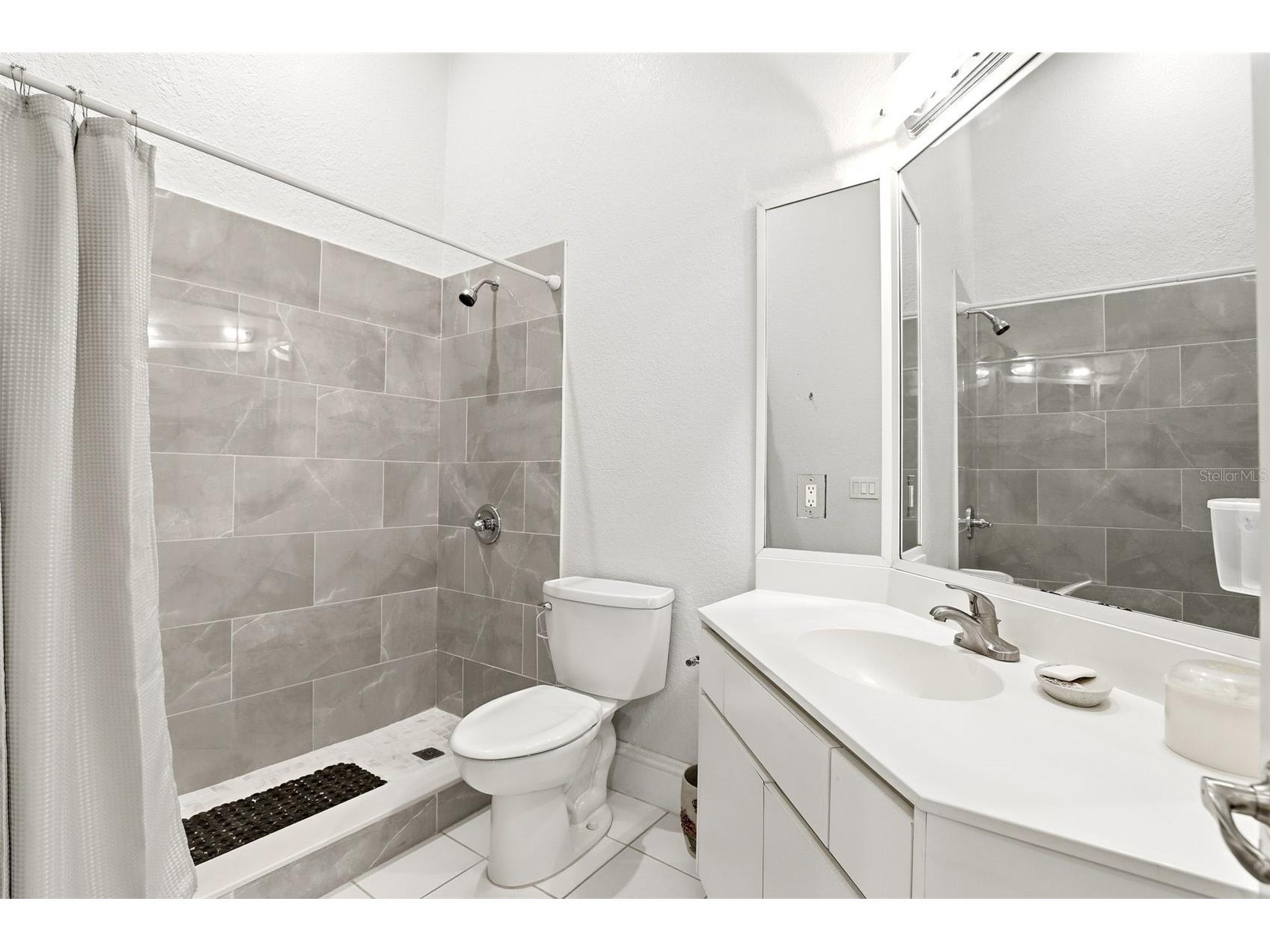 9151 Point Cypress Drive Orlando FL 32836 O6398328 image31