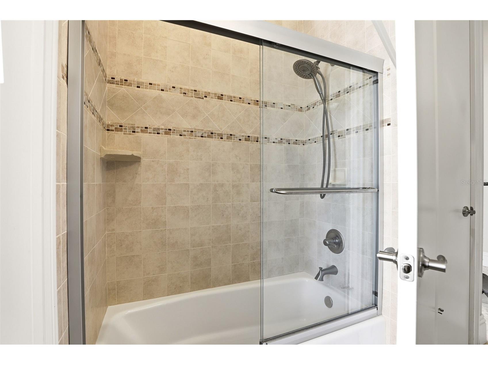 9151 Point Cypress Drive Orlando FL 32836 O6398328 image37