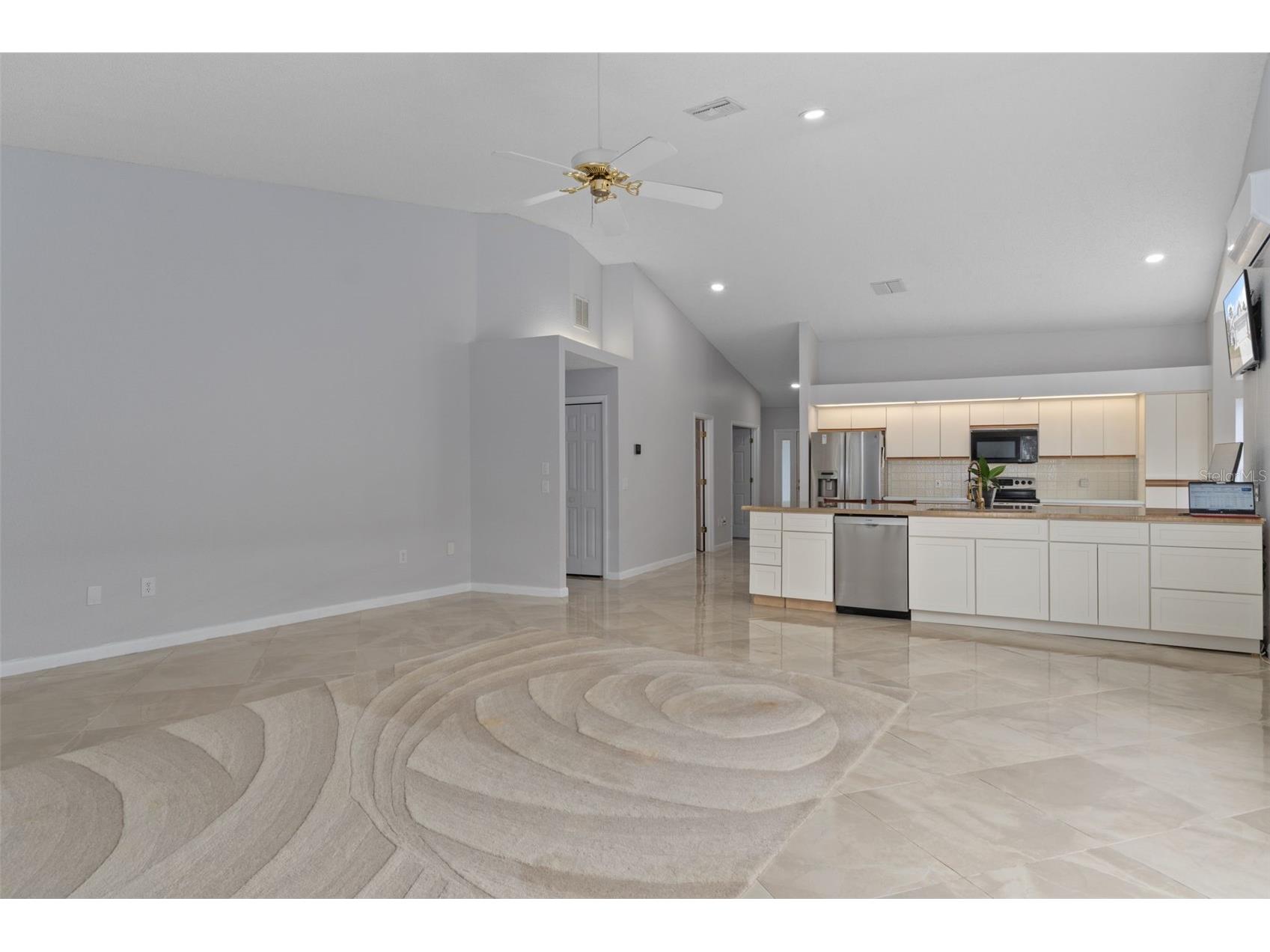 9151 Rhett Lane Weeki Wachee FL 34613 W7883582 image12