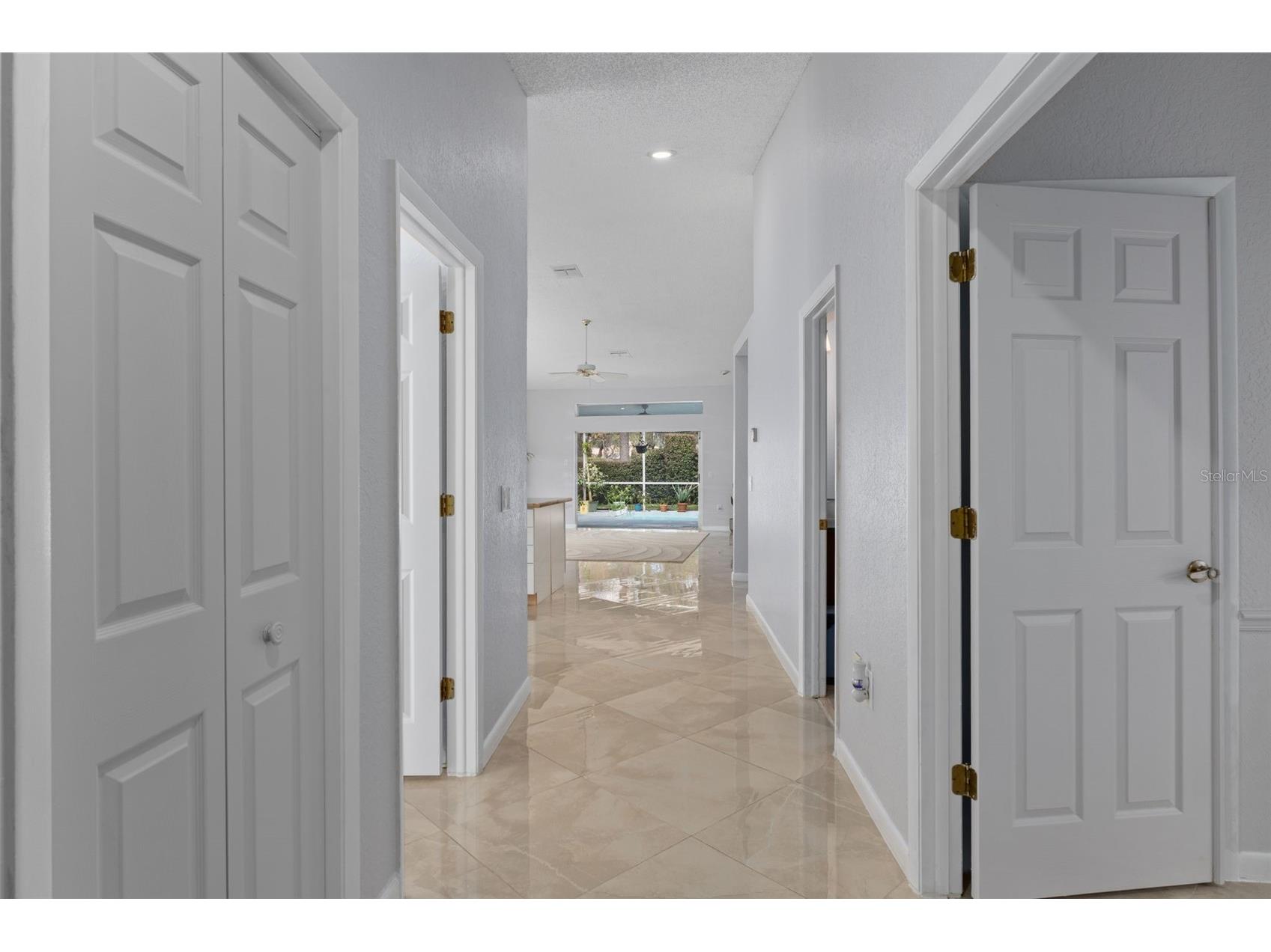 9151 Rhett Lane Weeki Wachee FL 34613 W7883582 image6