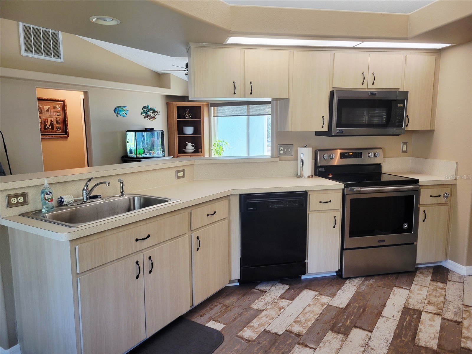 9153 Michigan Avenue Weeki Wachee FL 34613 TB8478381 image26