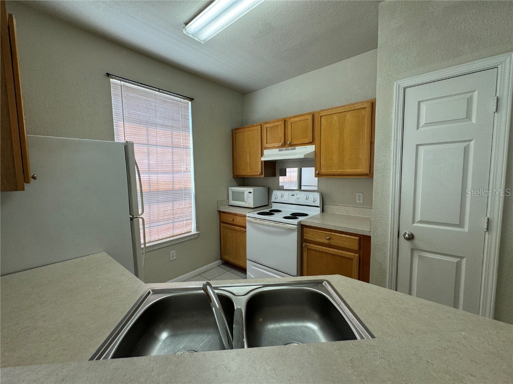 9157 Lee Vista Boulevard #203 Orlando FL 32829 O6334645 image2