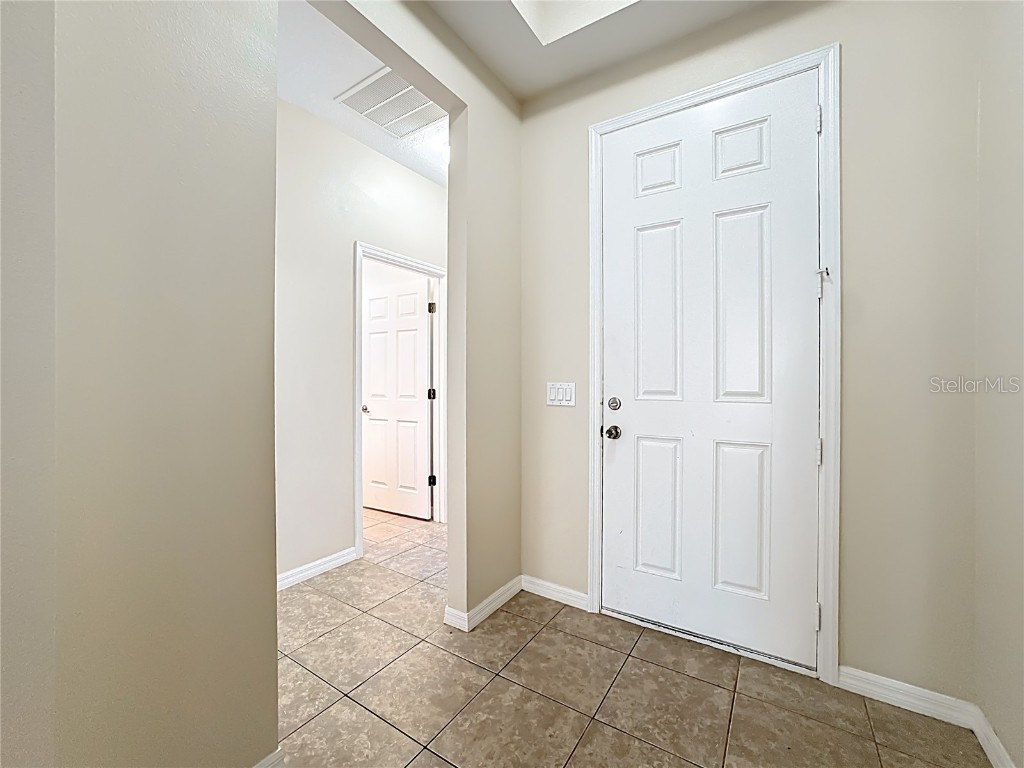 9157 Leeland Archer Boulevard Orlando FL 32836 O6359773 image2