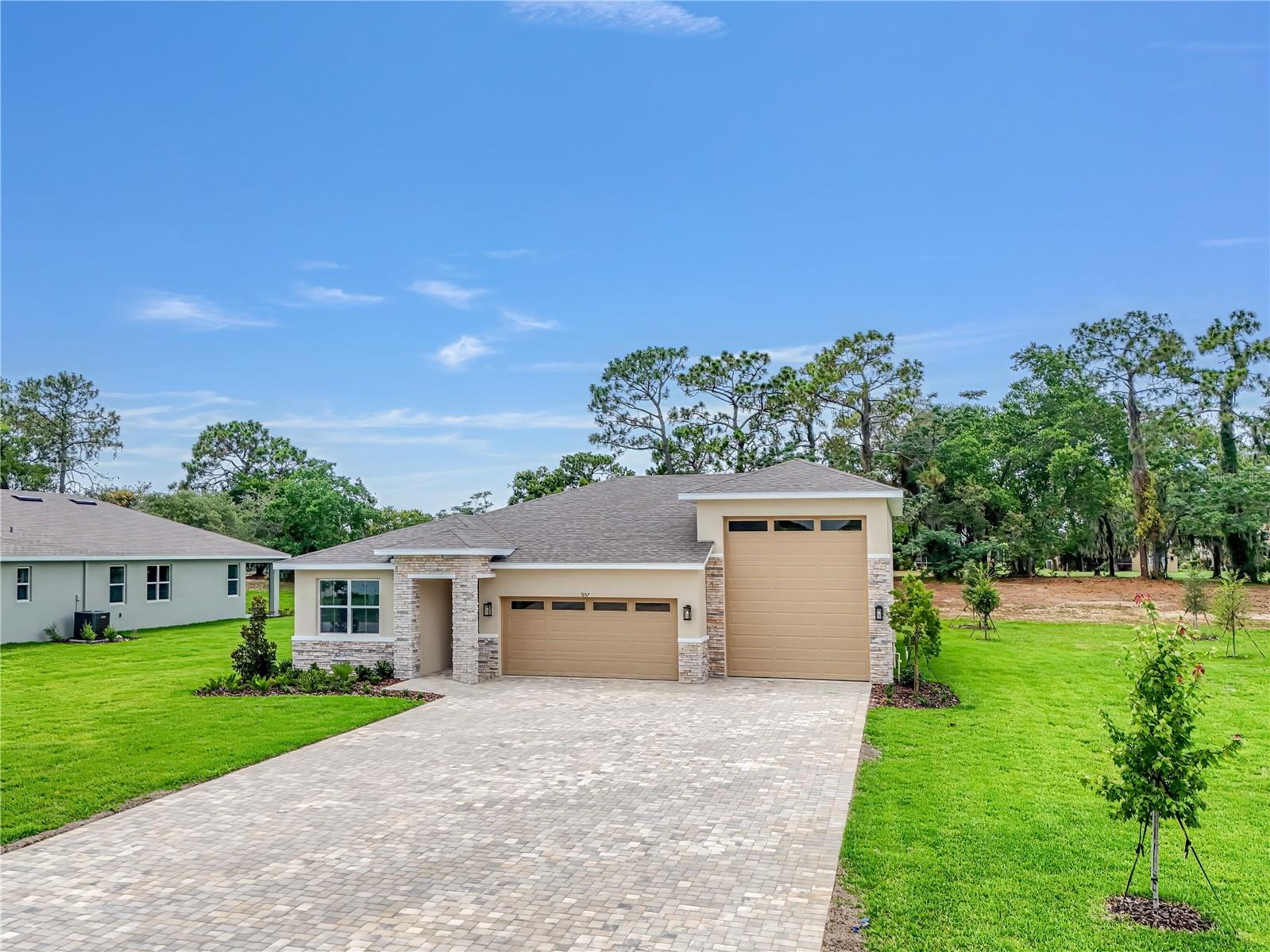 9157 Players Drive Weeki Wachee FL 34613 S5118975 image2