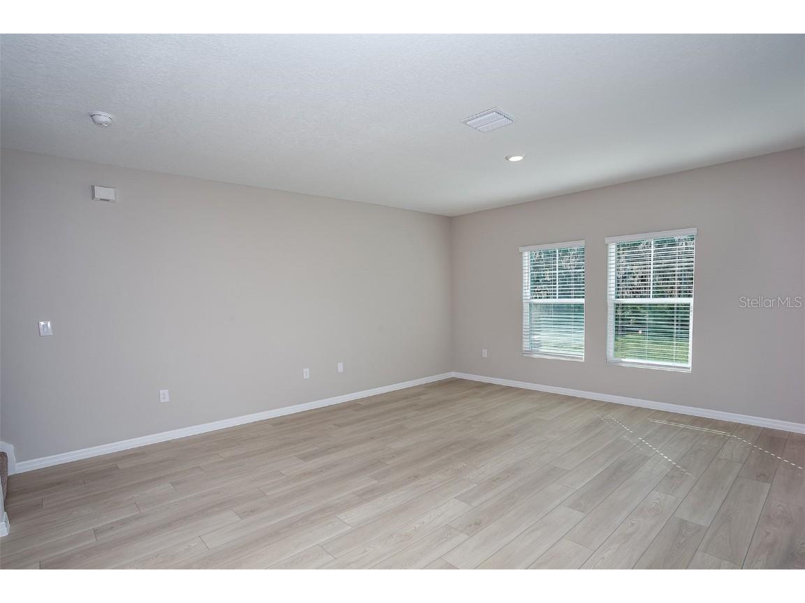 9158 Belleview Forest Pass Zephyrhills FL 33541 TB8453872 image12