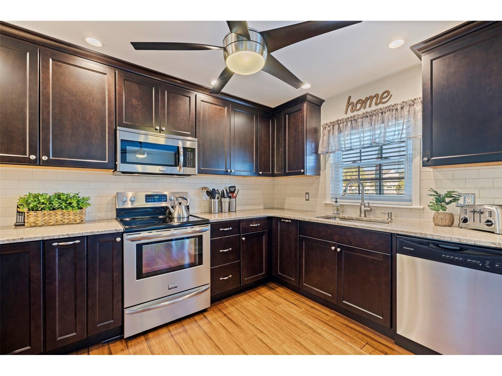 9158 Blind Pass Road Saint Pete Beach FL 33706 - BLIND PASS/GULF OF MEXICO TB8472025 image8