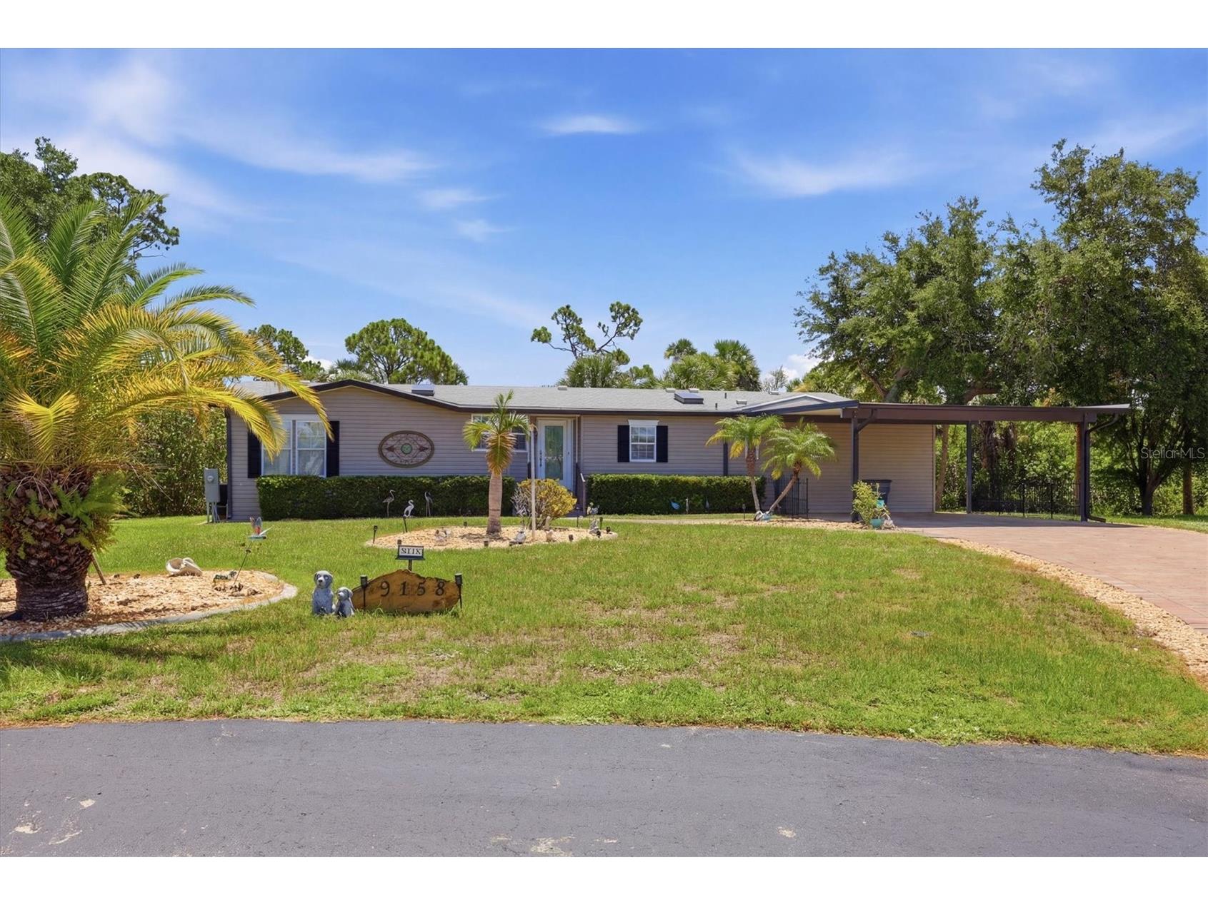 9158 Pinehaven Way Englewood FL 34224 D6147870 image1