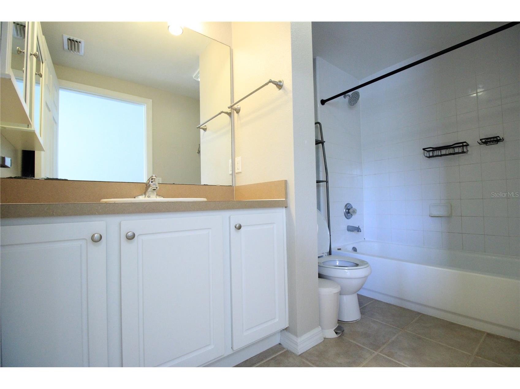 9158 SW 51st Road #J303 Gainesville FL 32608 GC539946 image16