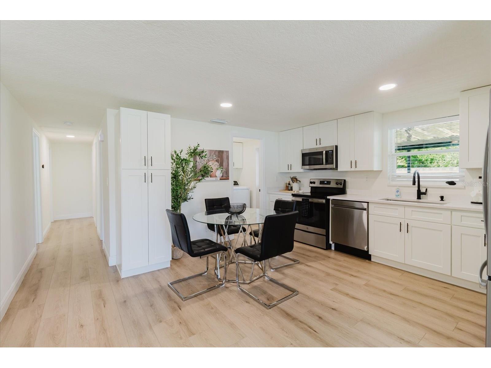 916 17th Street N Saint Petersburg FL 33713 TB8519175 image15